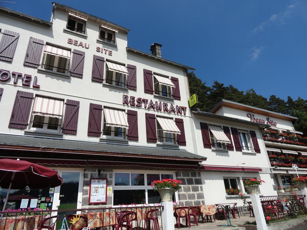 Logis Hotel Le Beau Site Chambon-sur-Lac Exteriör bild
